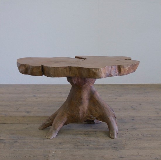 A mid C20th root table